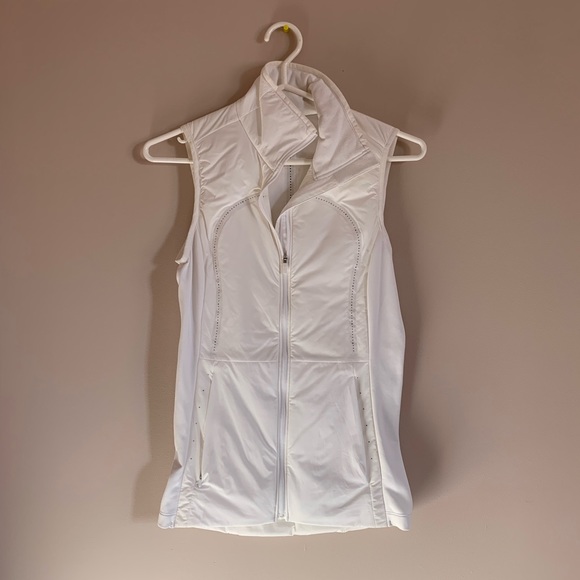 Lululemon run for cold vest - Picture 2 of 9